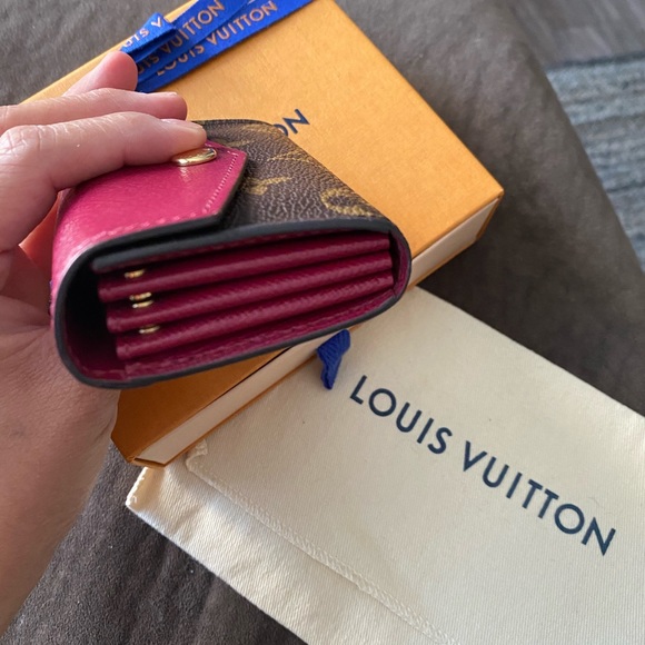❤️ Louis Vuitton ❤️ - Picture 7 of 8